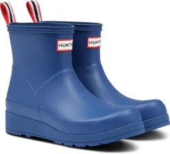 Hunter Women's Original Play Short Rain Boot 6 Hunter Women's Original Play Short Rain Boot -Shoe Stores hunter womens original play short peak blue wfs2020rma pkb 83107.1574738902