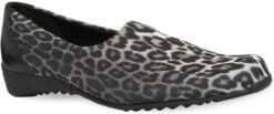 Munro Traveler 8 Munro Traveler -Shoe Stores munro womens traveler leopard stretch fabric m741607 82335.1604688847