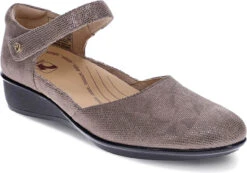 Revere Women's Osaka 7 Revere Women's Osaka -Shoe Stores revere womens osaka champagne angle 33osakcan 57668.1724373580